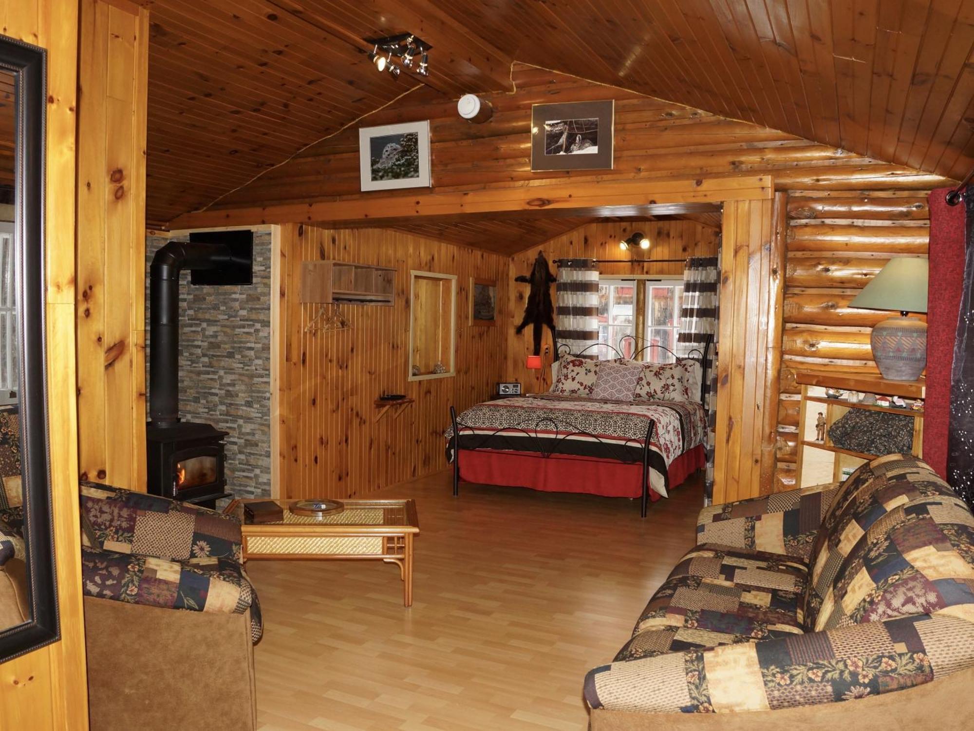 Domaine Le Bostonnais - Le Village En Bois Rond La Tuque Ruang foto