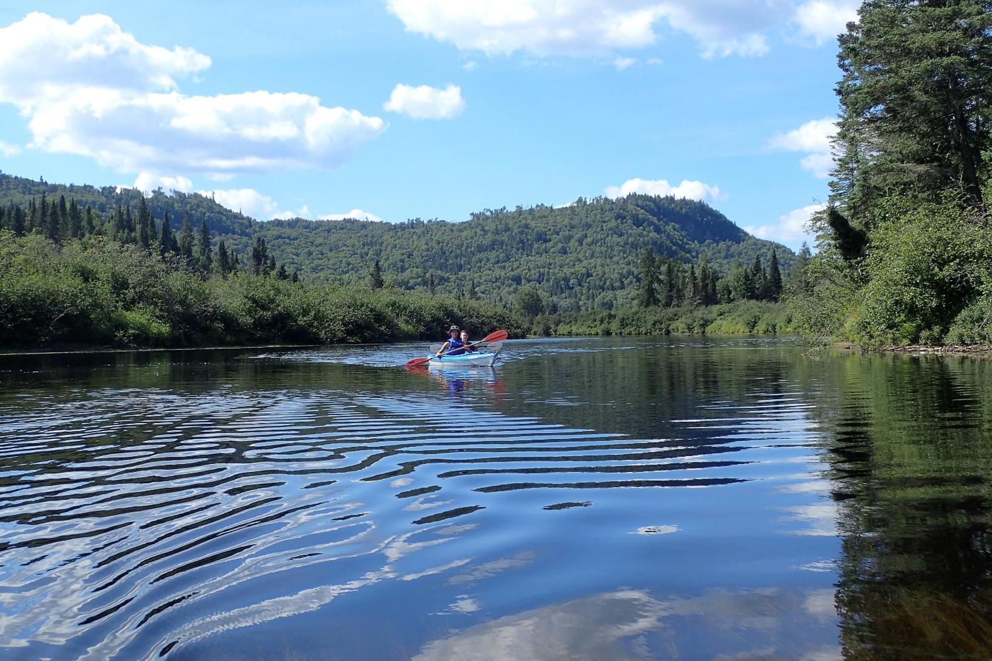 Domaine Le Bostonnais - Le Village En Bois Rond La Tuque Bagian luar foto